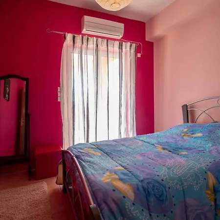 펜션 Laconian Collection Hill House 스파르티